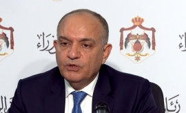 حظر تجول شامل في عمان والزرقاء الجمعة