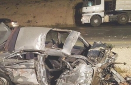 وفاتان و5 اصابات بحادث تصادم على الصحراوي