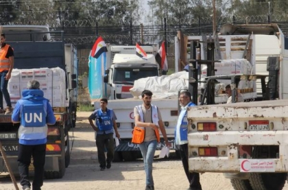 50 شاحنة مساعدات جديدة تدخل غزة عبر رفح السبت