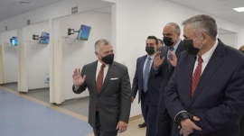 الملك يفتتح مستشفى عمان الميداني