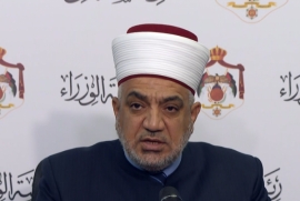 وزير الاوقاف: المساجد لاداء صلاة الجمعة فقط .. والفتح تدريجي