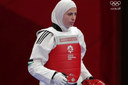 "اللجنة الأولمبية الدولية": لا قيود على ارتداء الحجاب في قرية الرياضيين