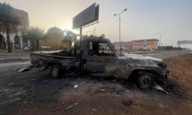 تجدد الاشتباكات في العاصمة السودانية.. والجيش يعلن إحباط “محاولة للاستيلاء على الحكم”